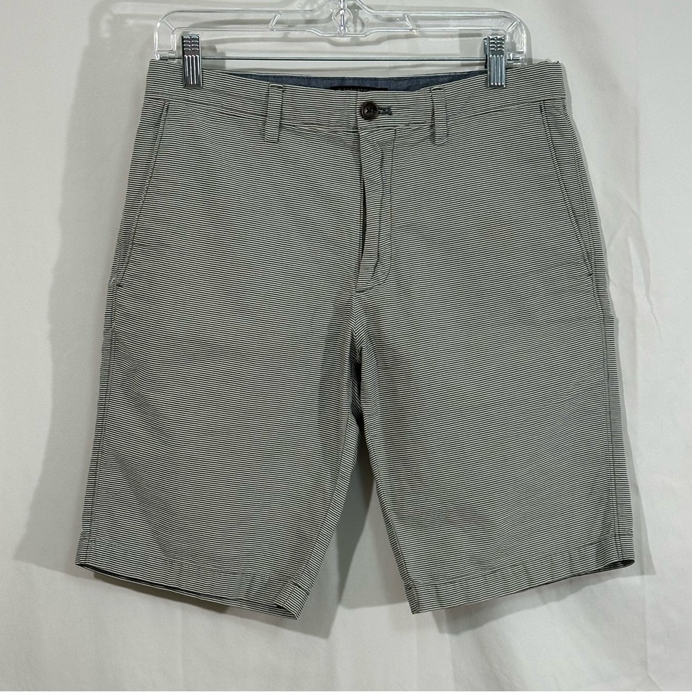 Banana Republic Men’s Shorts Size 31 Gray Micro Stripe Flat Front Casual Summer